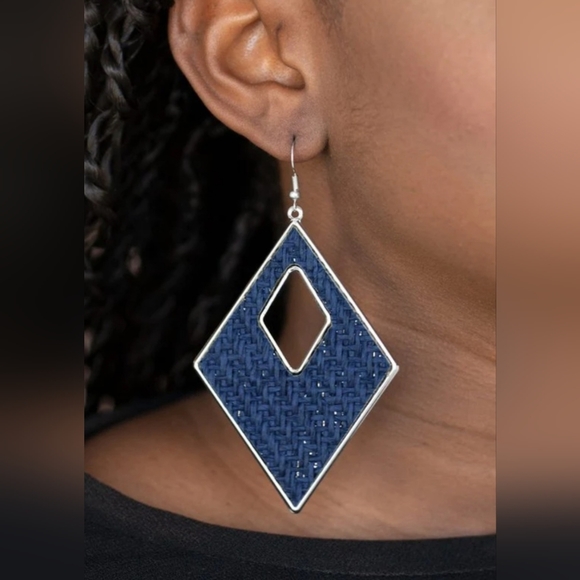 Woven Wanderer Blue Earrings 💙 😍 NWT SALE  Silver outline - Picture 2 of 4
